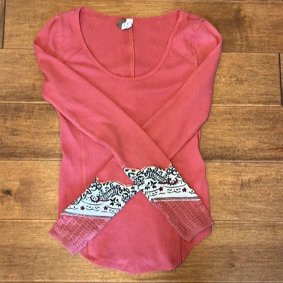 FREE PEOPLE Bandana Cuff Thermal Long Sleeve Top XS ***NOTE*** - Picture 1 of 9
